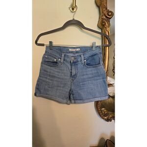 Women's Levi'sLevi Mid Length Shorts | Size 25